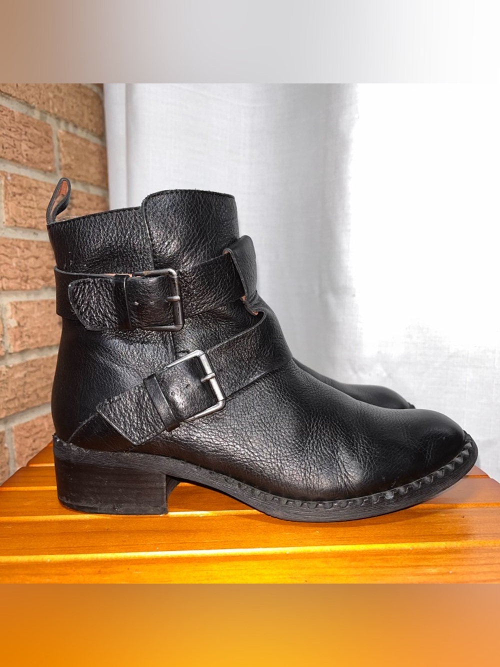 Sole Society Black Leather Moto Ankle Boots Womens Size 7 Buckle Strap Low Heel